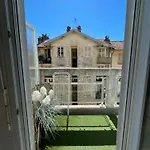 Charmant Studio Climatise Avec Terrasse Ensoleillee