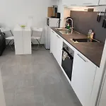 Appartement Avec Belle Terrasse