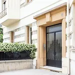 Charmant Appartement Avec Terrasse En Plein Coeur De Nice A Deux Pas De La Mer !