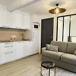 Seytour Central Place