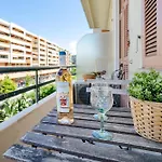 Studio moderne proche mer - Balcon et Climatisé
