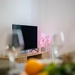 Chic 2-room - Place Du Pin Apartment