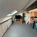 Cosy Rooftop Centre *