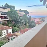 Panoramic Penthouse With Rooftop Jacuzzi