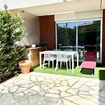 Grand Studio Lumineux Avec Jardin