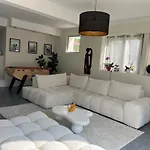 Superbe Villa Piscine Proche Ville Et Mer Au Calme