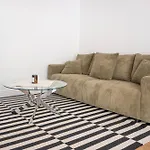 Superbe 2 Pieces Contemporain Au Coeur De Nice