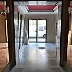 Easy And Accessible Beach Flat Near The University