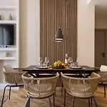 Appartement Nicois - 3 Pieces Au Centre