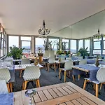 Le Panoramic Boutique Hotel 2*