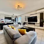 3 Pieces Avec Parking A Chez David Apartment *