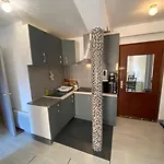 Hillside With 100 Sqm Private Garden