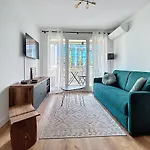 Sunny Studio On A High Floor With Terrace