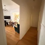 Le Nid Blanc Centre Apartment
