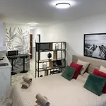 Beachfront Studio On Promenade Des Anglais