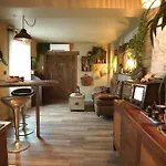 Suite Des Aventuriers - Experience Unique & Atypique A Nice Proche Du Centre