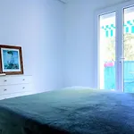 Artemare, Il Fascino Del Classico Con Ogni Comfort Apartment