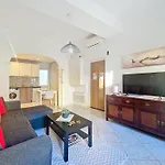 Nestor&Jeeves - Bela Vista - Central - Close Sea