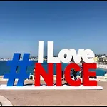 Confort, Modernite & Calme Au Port De Nice
