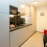 Apartment Victoria 2 People Parking Ac Wifi *