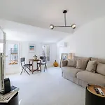Charming Ultra 1 Bdr Apartment *