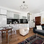 Apartment Terrasse Ensoleillee Sur Les Toits De Nice