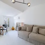 Charming Ultra 1 Bdr Apartment *