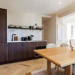 62 Carnot Lot 7 - Duplex Atypique- Climatise - 2 Nice