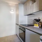 Charming Ultra 1 Bdr * Nice