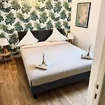 All New Charming 1Br Hyper Centre With Balcony And Ac