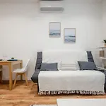 Pertinax Cosy 2 pièces au coeur du centre ville de Nice AC