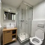 Bright Modern Studio, Port, Walk To Tram And Beach! Apartment *