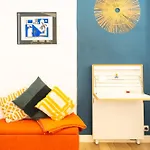 A L'elegance Apartment