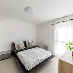 Apartment Lumineux T2 Avec Balcon, Netflix A *