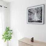 Apartment Lumineux T2 Avec Balcon, Netflix A