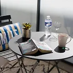 Apartment Lumineux T2 Avec Balcon, Netflix A *