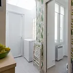 Apartment Casa Madere- Ideal Couples - & Cosy -train Station - Tram & Supermarkets-balcony- Washing-machine-ac Nice