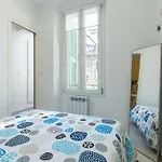 Apartment Casa Madere- Ideal Couples - & Cosy -train Station - Tram & Supermarkets-balcony- Washing-machine-ac Nice