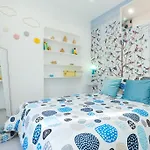 Casa Madere- Ideal Couples - & Cosy -train Station - Tram & Supermarkets-balcony- Washing-machine-ac Nice