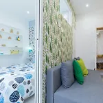 Apartment Casa Madere- Ideal Couples - & Cosy -train Station - Tram & Supermarkets-balcony- Washing-machine-ac Nice