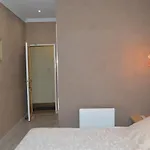 Hotel Au Picardy