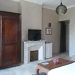 Bed & Breakfast Castel Enchante Nice
