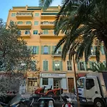 Chic Appartement Centre Nice Au Calme Vue Colline