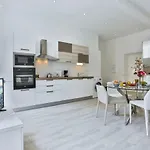 My Casa - Place Garibaldi