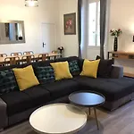 Port De Apartment