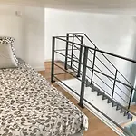 Homelivia, Appart Frida, Mezzanine, Deco Raffinee Et Balcon