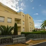 Villa Soraya , Quiet Location With Big Garden Near Beach And Old Town Of Nice