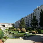 Les Grands Cedres C1 7 Avenue De Fabron