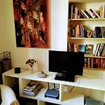 Studio 6 - A Quiet And Spacious Studio Flat In The Old Town