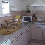 Studio 6 - A Quiet And Spacious Studio Flat In The Old Town